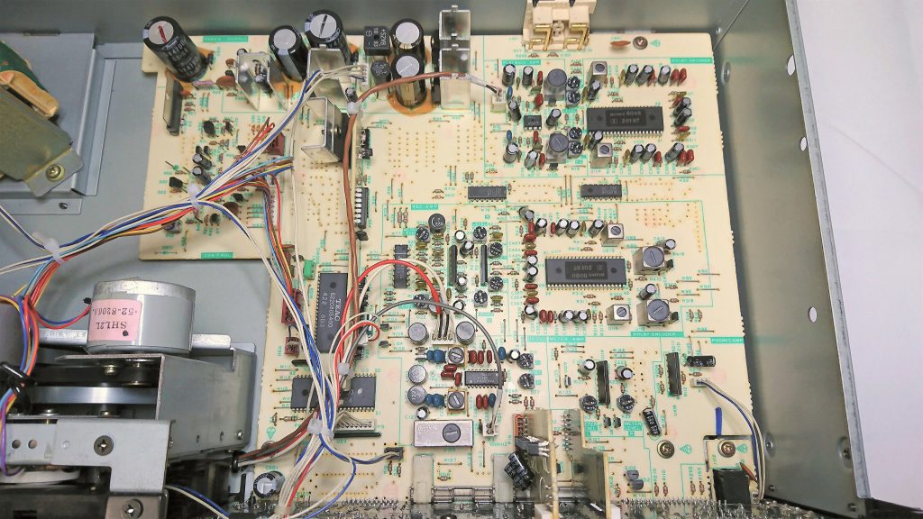 TEAC V-870 アンプ部分