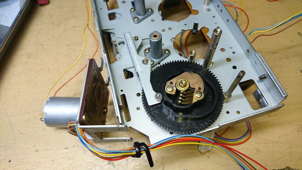 TEAC V-870 ロータリーエンコーダ部分