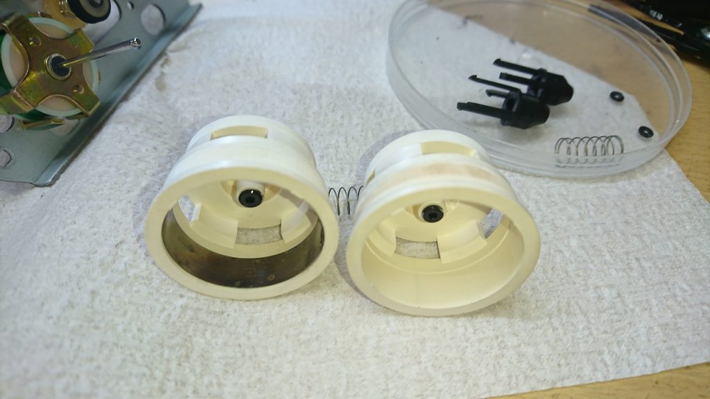 TEAC V-870 リール台